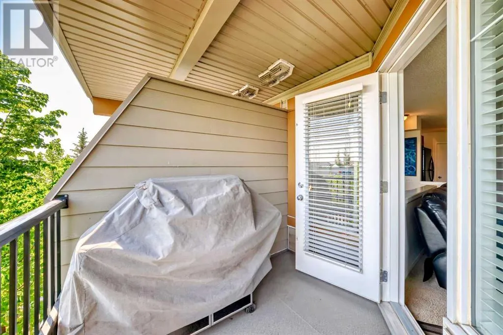 12, 21 McKenzie Towne Gate SE