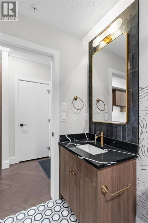 401, 370 Dieppe Drive SW