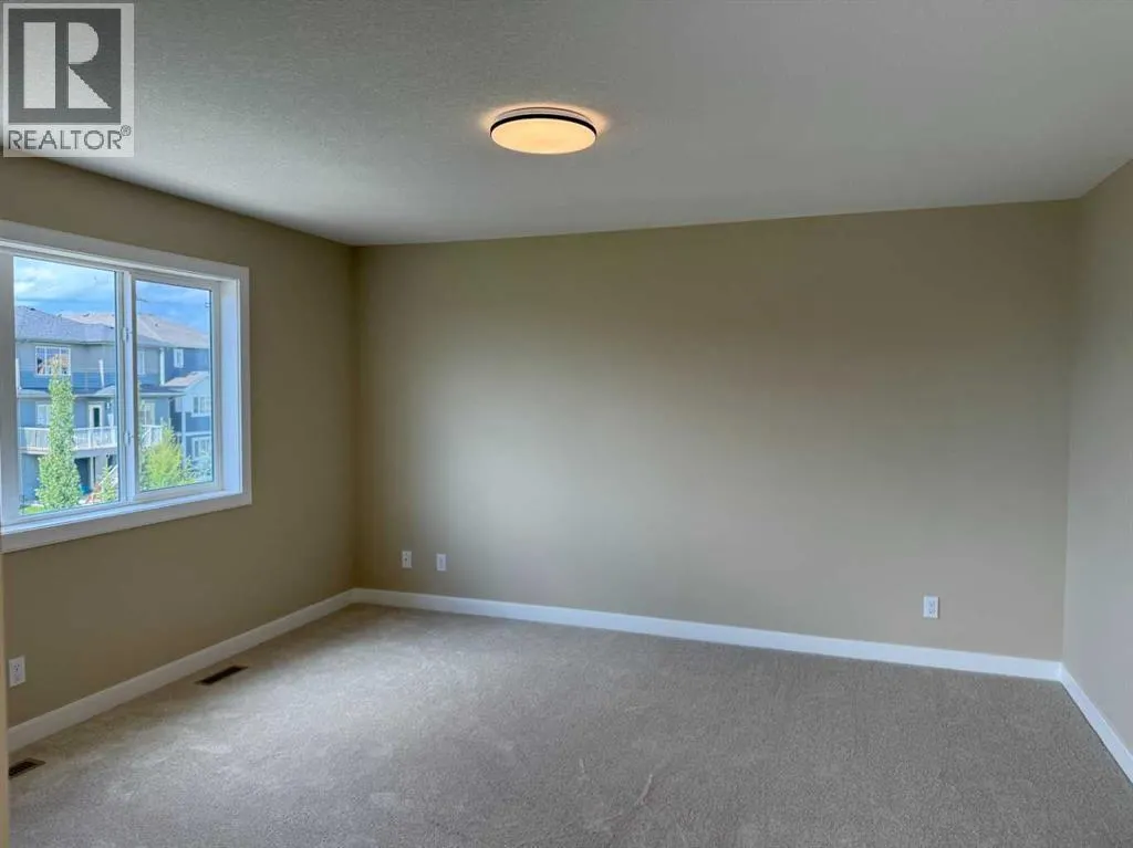91 Sundown Crescent