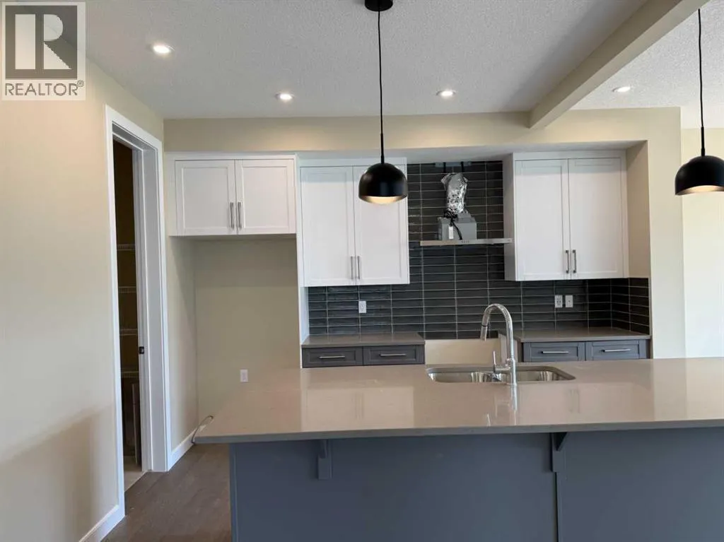 91 Sundown Crescent