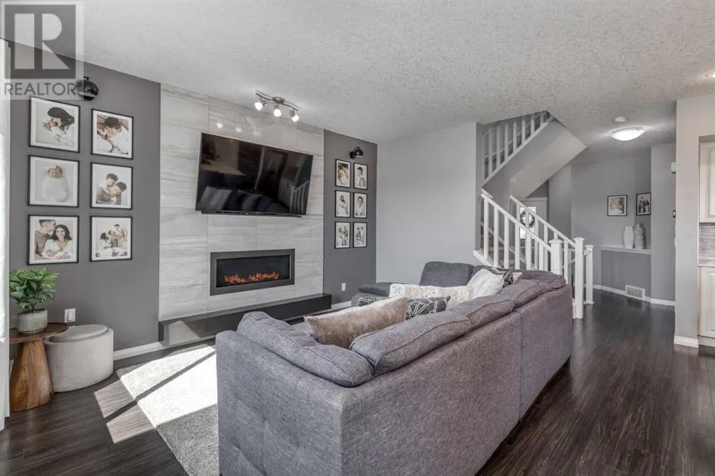 1314 King's Heights Way SE