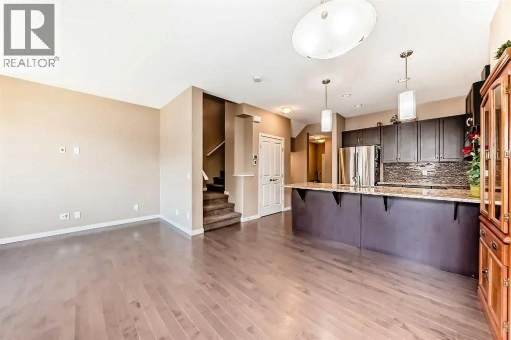 98 Legacy Close SE