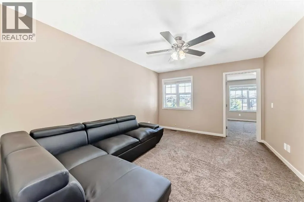 98 Legacy Close SE