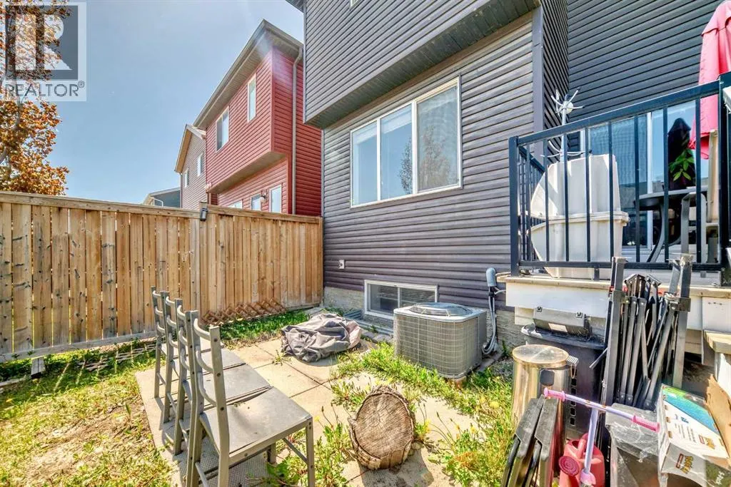 98 Legacy Close SE