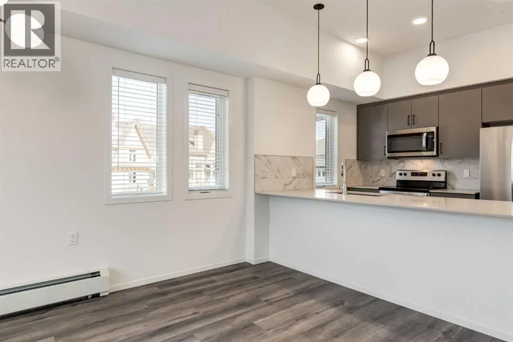 401, 140 Mahogany Street SE