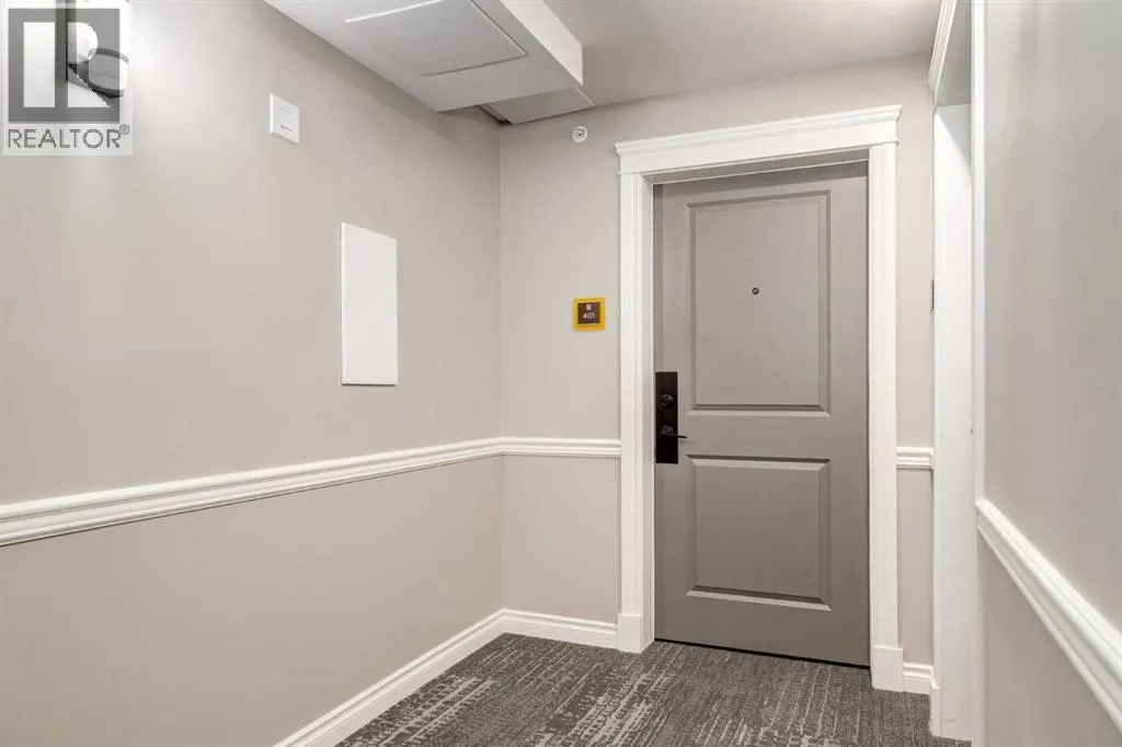 401, 140 Mahogany Street SE