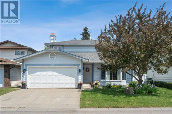 256 Woodfield Place SW