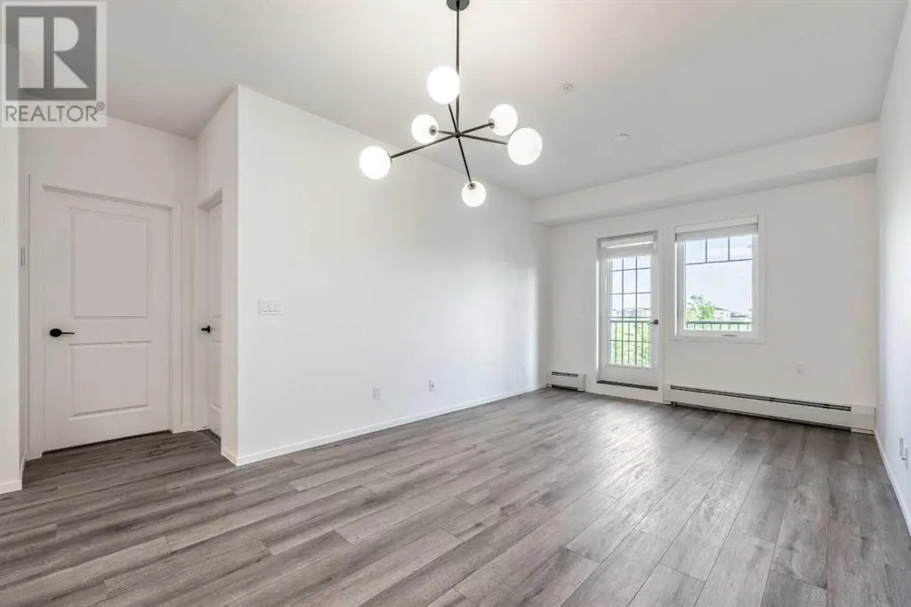 213, 140 Mahogany Street SE