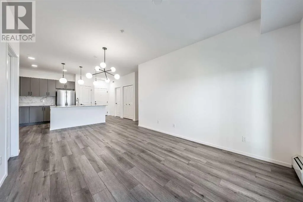 213, 140 Mahogany Street SE