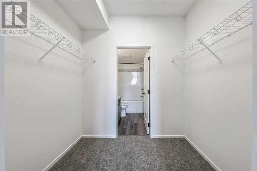 213, 140 Mahogany Street SE