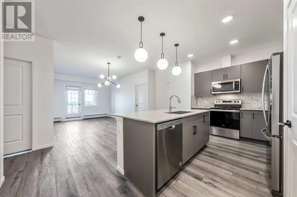 213, 140 Mahogany Street SE