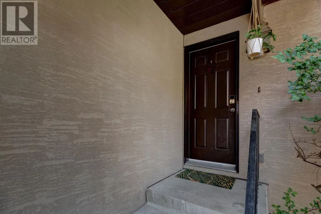 105, 200 Three Sisters Drive
