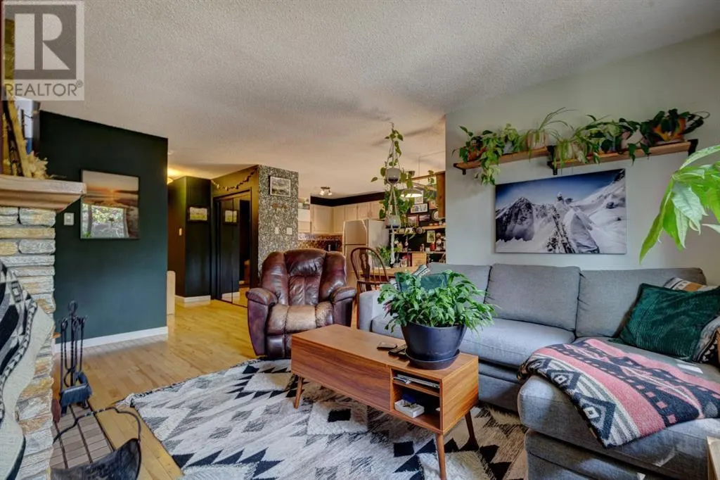 105, 200 Three Sisters Drive