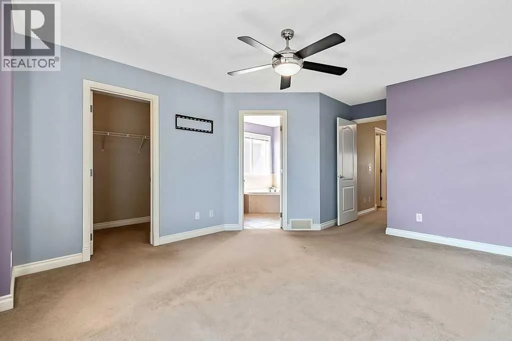 521 Westmount Close
