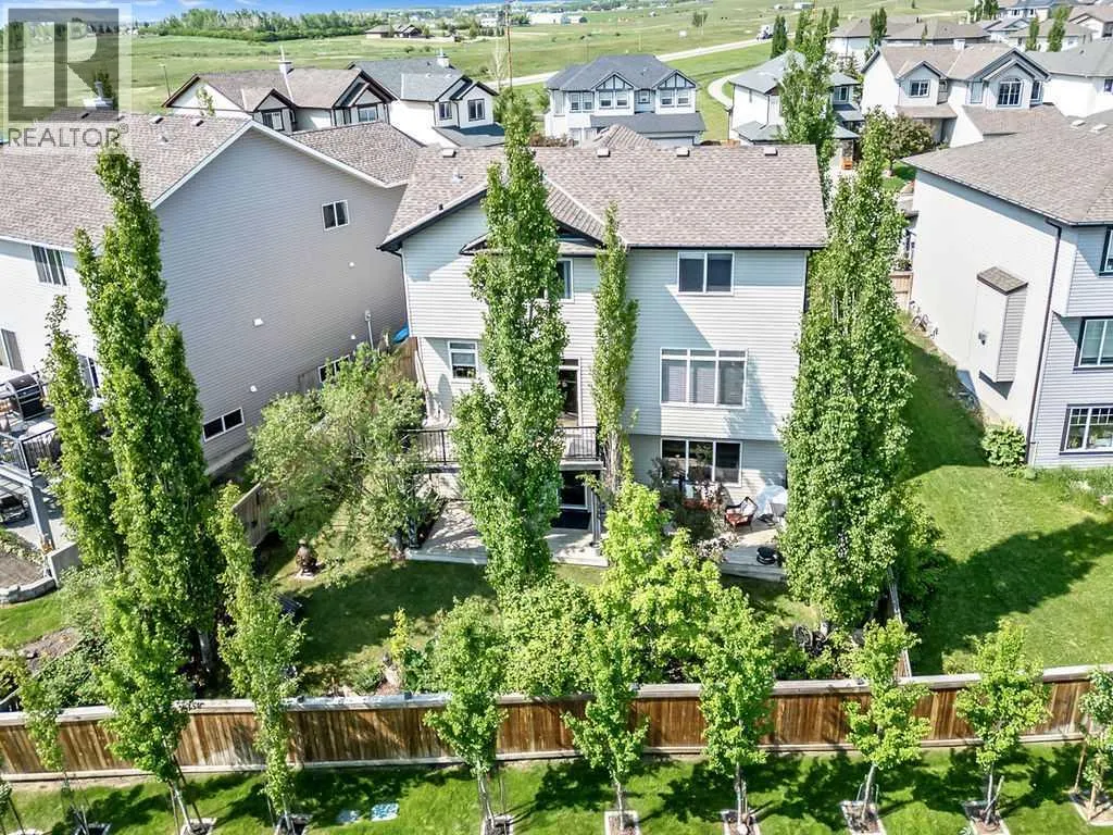 521 Westmount Close