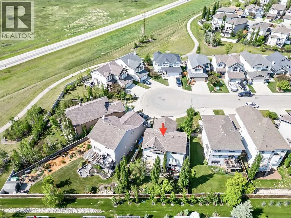 521 Westmount Close