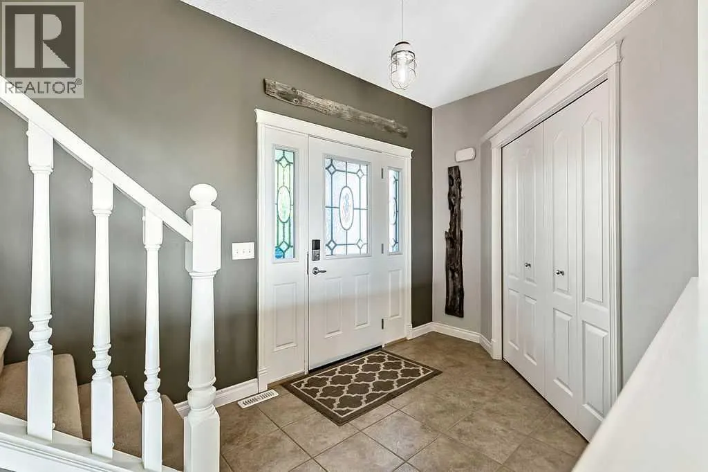 521 Westmount Close