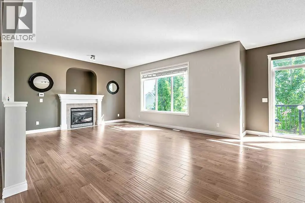 521 Westmount Close