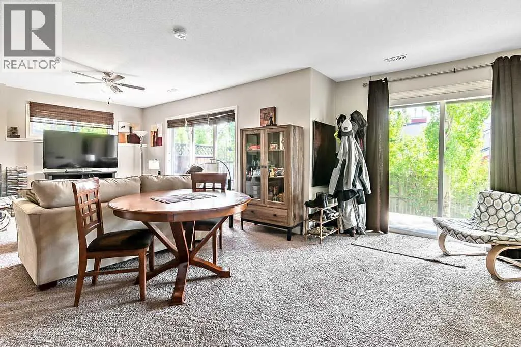521 Westmount Close