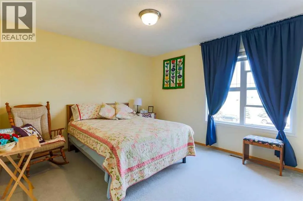 246 Cramond Court SE