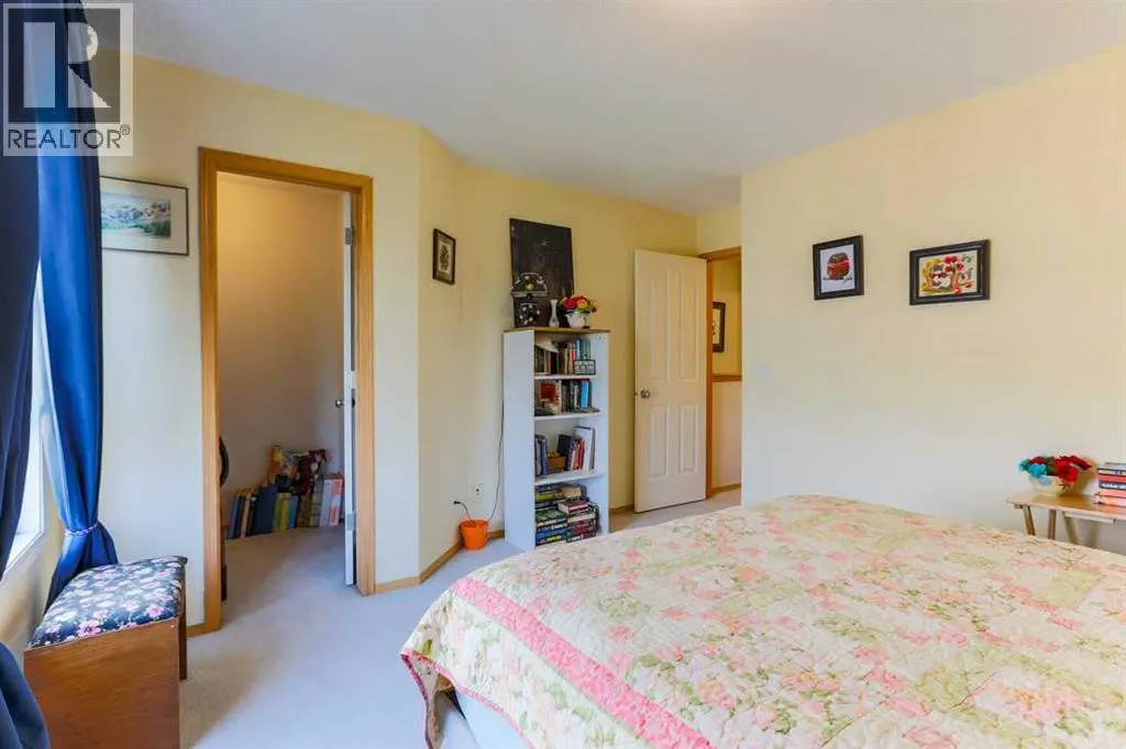 246 Cramond Court SE