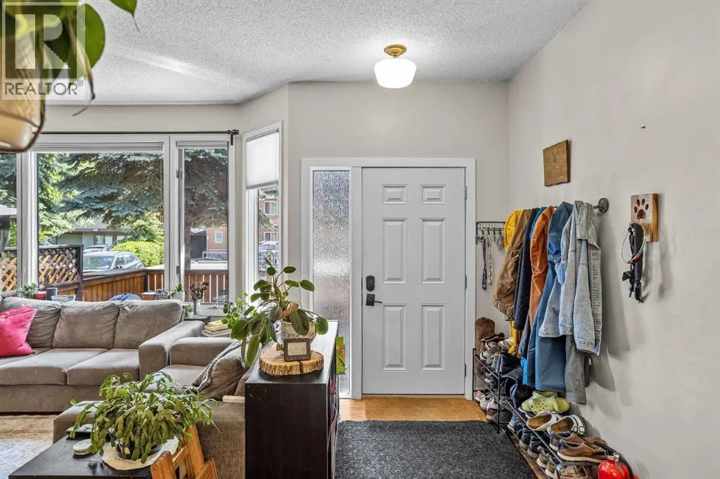4, 833 5th Street