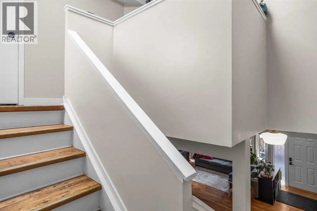 4, 833 5th Street