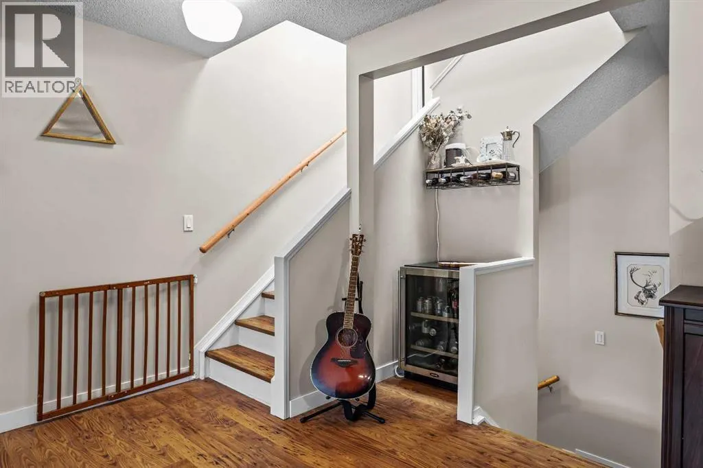 4, 833 5th Street