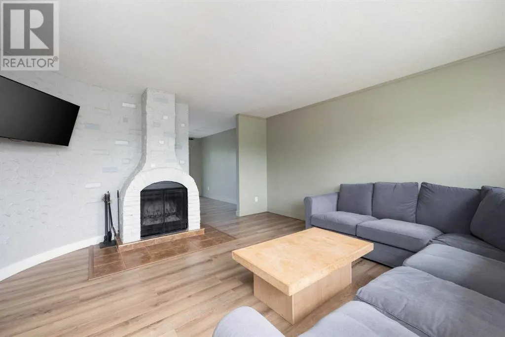 169 Beaufort Crescent