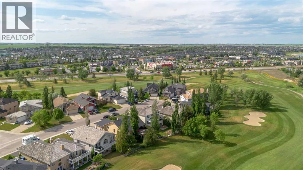 33 LAKESIDE GREENS CLOSE
