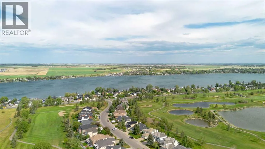 33 LAKESIDE GREENS CLOSE
