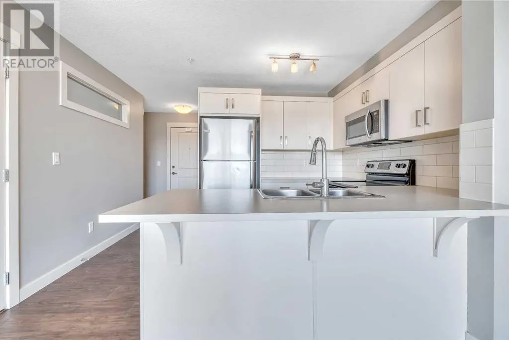 320, 130 Auburn Meadows View SE