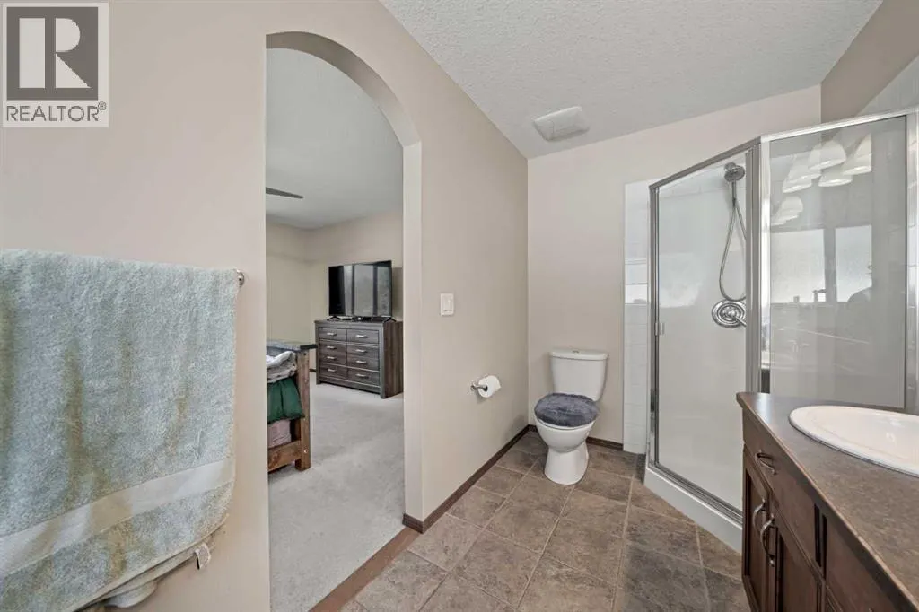 10 Crystalridge Bay