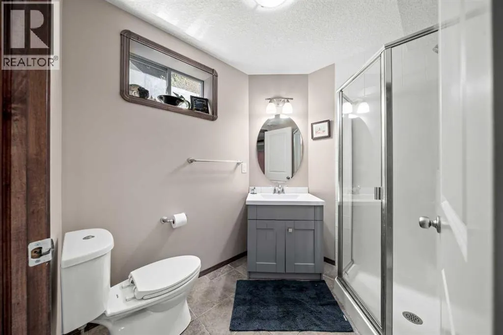 10 Crystalridge Bay