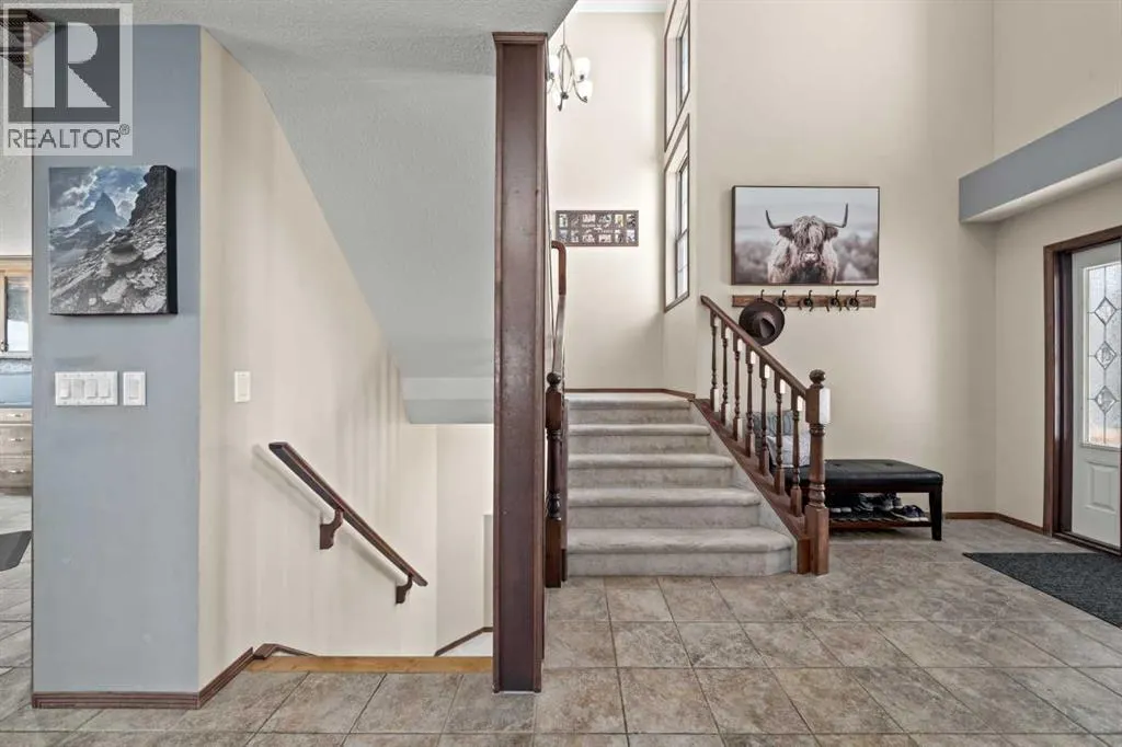 10 Crystalridge Bay