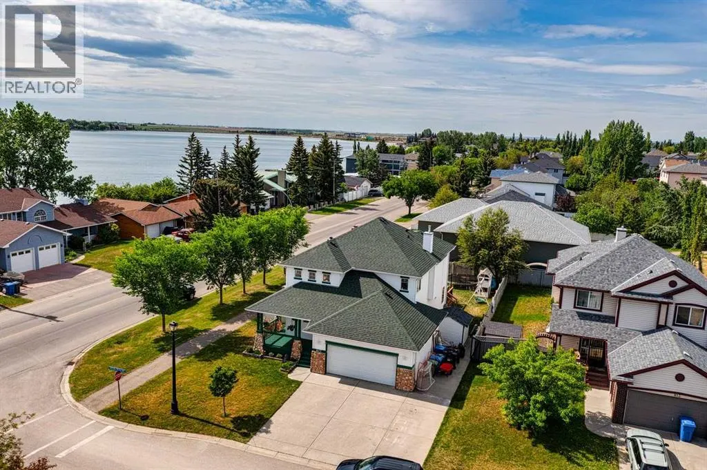 817 Crystal Beach Bay