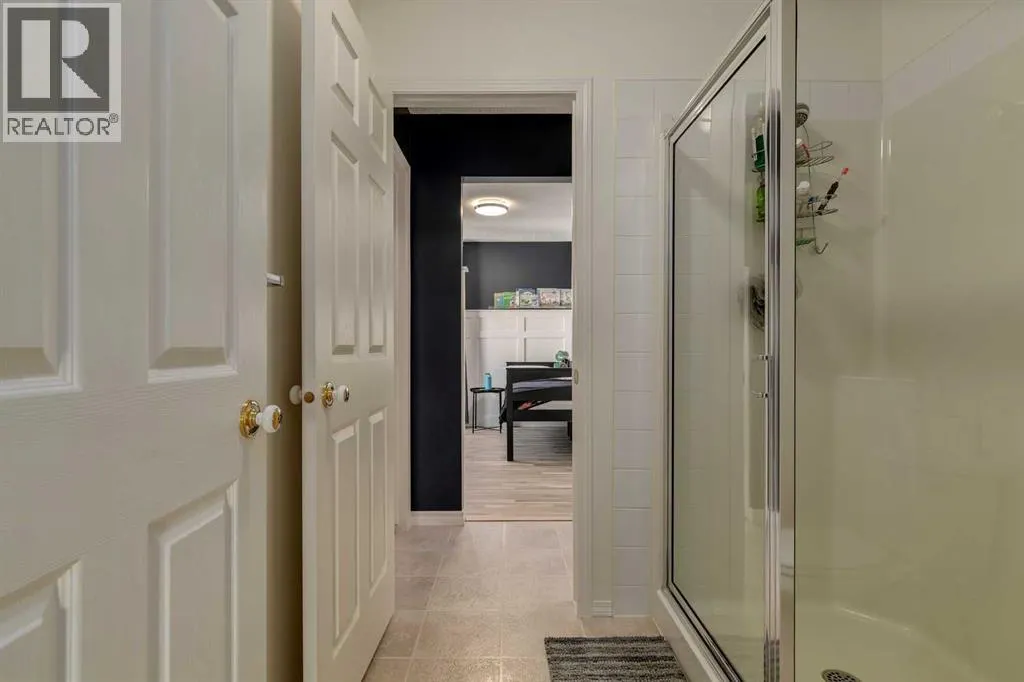 817 Crystal Beach Bay