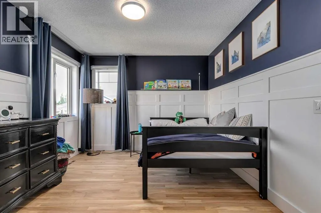 817 Crystal Beach Bay