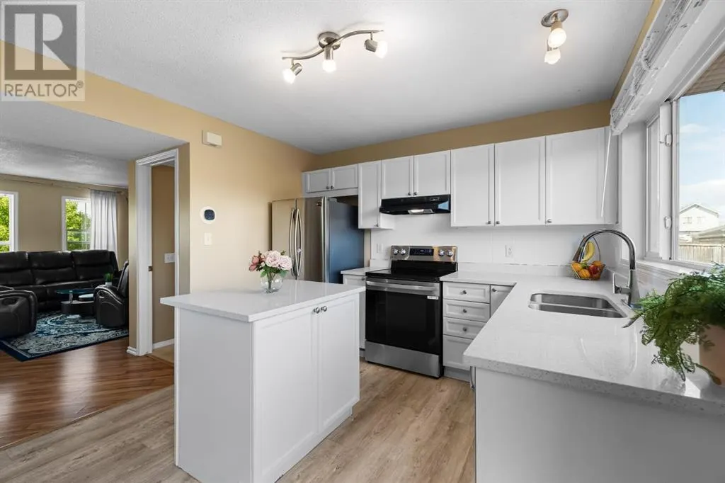 362 Elgin View SE