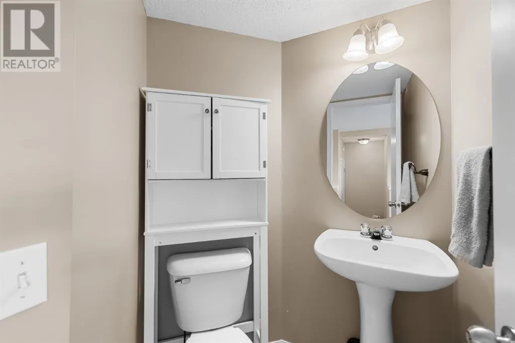 362 Elgin View SE