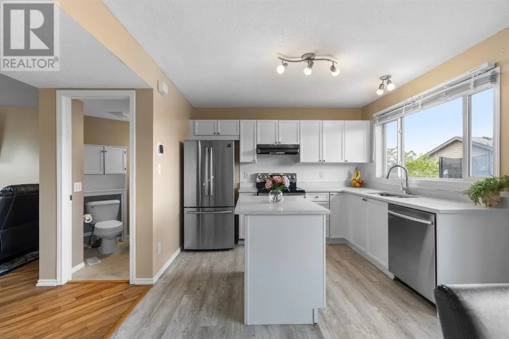 362 Elgin View SE