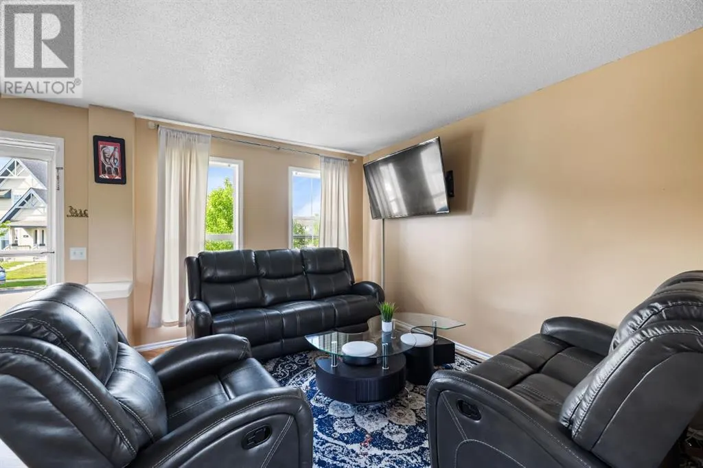 362 Elgin View SE