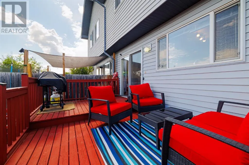 362 Elgin View SE