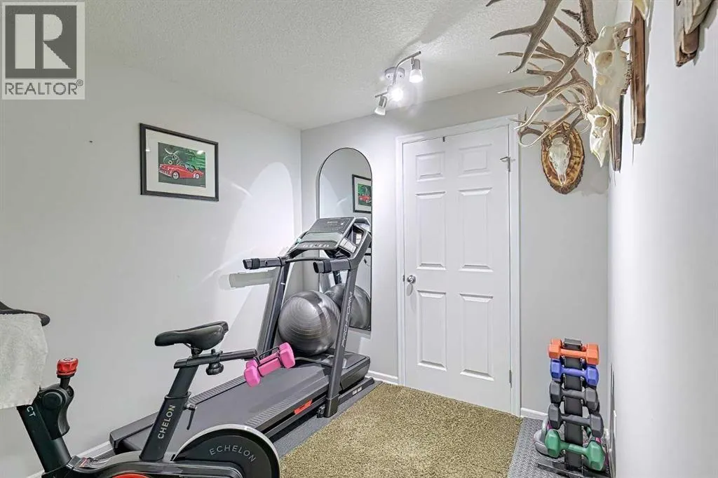 179 West Lakeview Passage