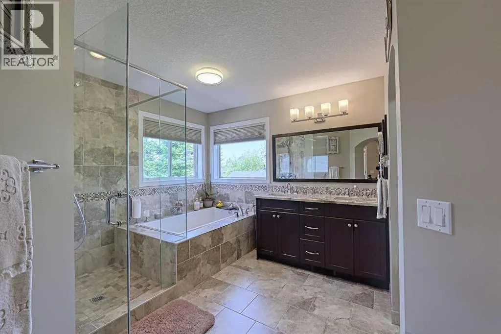 179 West Lakeview Passage