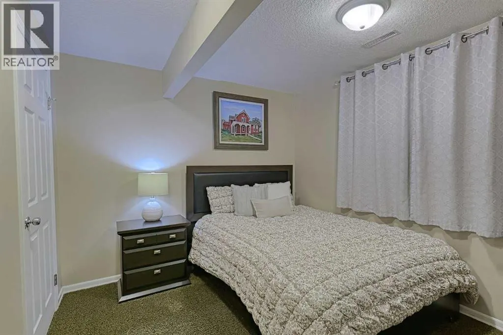 179 West Lakeview Passage