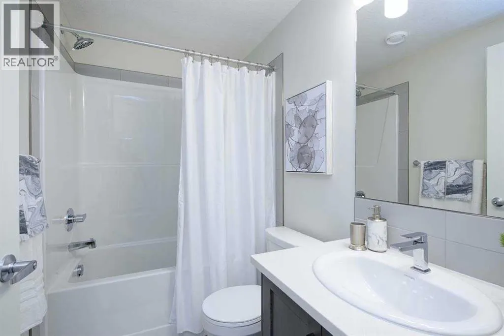 1113, 135 Mahogany Parade SE