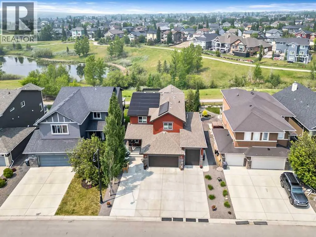 128 Drake Landing Terrace