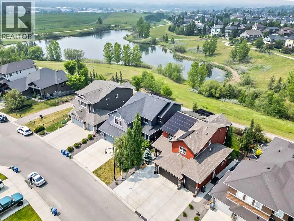 128 Drake Landing Terrace