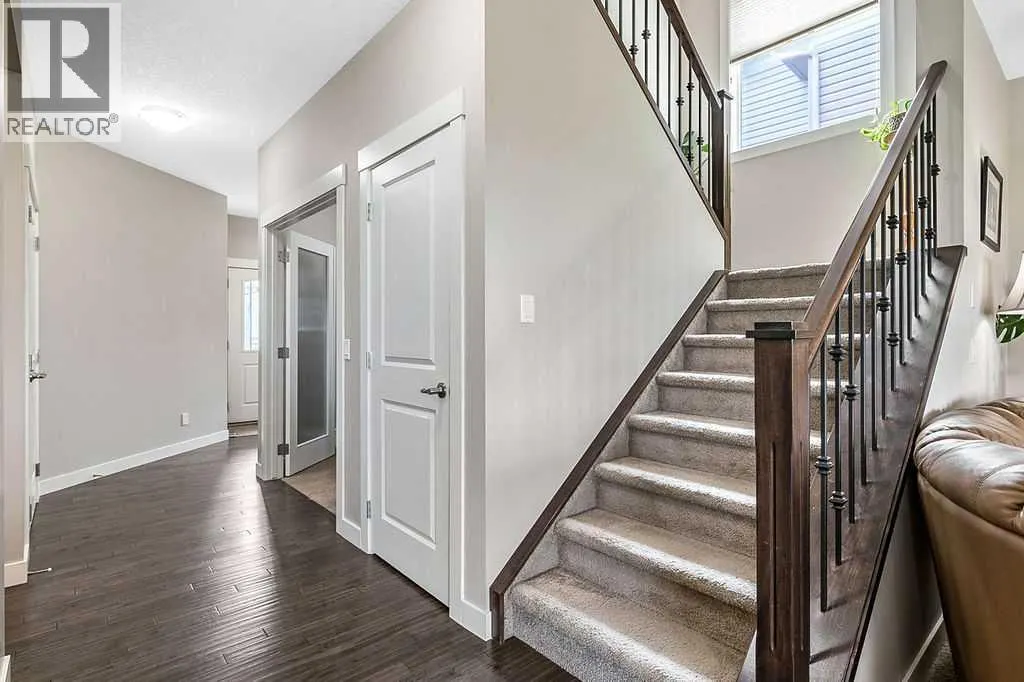 128 Drake Landing Terrace